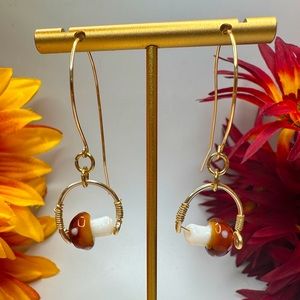 🍄Handmade🍄 Wire-wrapped Gold Tone Mini Glass Blown Mushroom Earrings